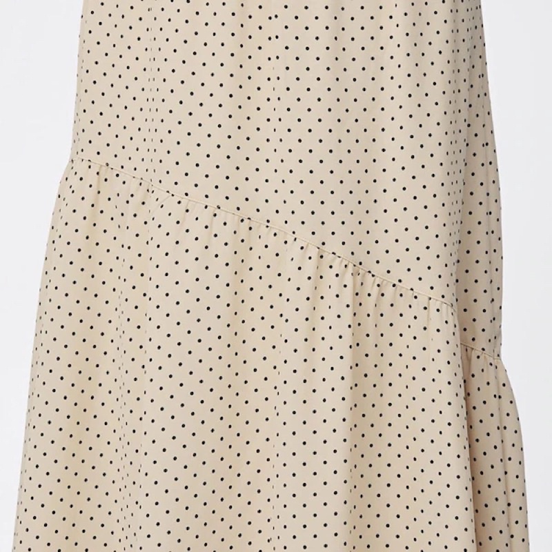 Chân váy đuôi cá nữ chấm bi đầy quyến rũ của GU - Nhật Bản