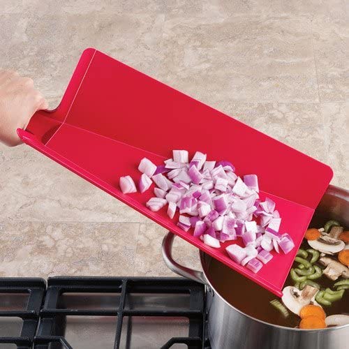 Thớt gấp gọn đa năng size lớn chống trơn trượt Joseph Joseph Chop 2Pot – Màu đỏ