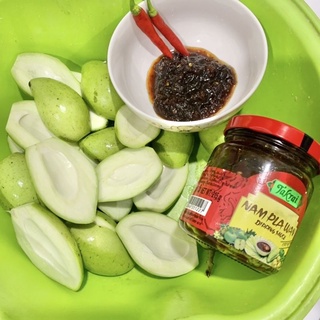Mắm ruốc chấm xoài thái lan