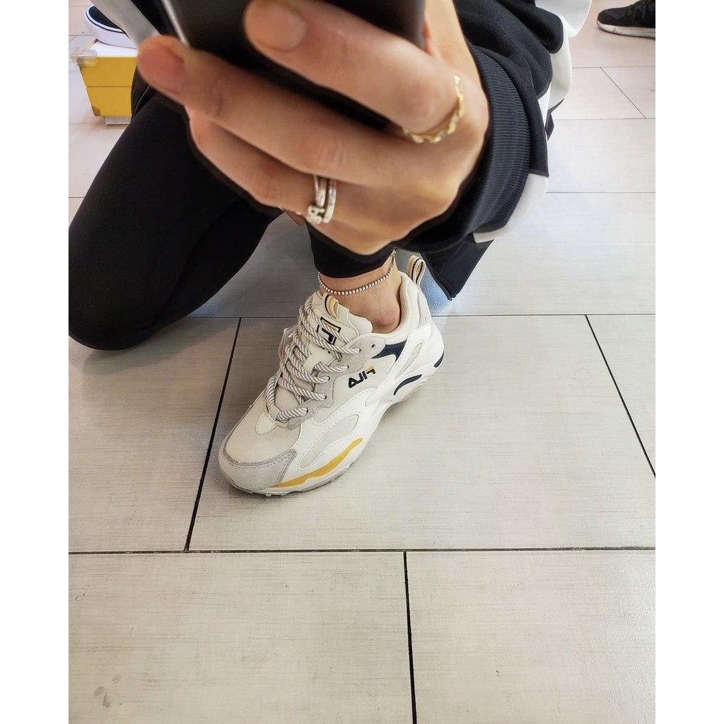 [AUTHENTIC 100%] [SẴN] GIÀY SNEAKER FILA RAY TRACER PHỐI VÀNG CHÍNH HÃNG SALE