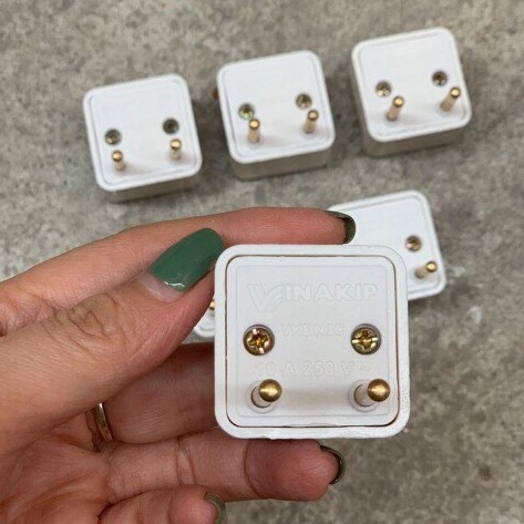 Phích cắm điện chuyển đổi 3 chấu thành 2 chấu Vinakip - chuyển đổi sạc 3 chân - đầu nối ổ cắm 3 cực đa năng 10A 250V