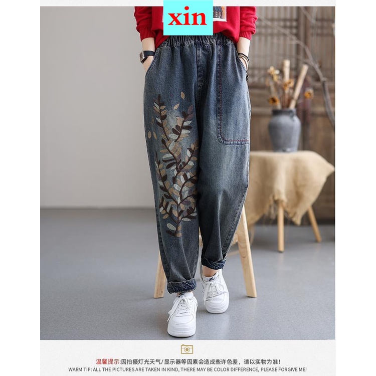 Quần Jeans Lưng Cao Dáng Rộng Thêu Họa Tiết Phong Cách Dân Tộc Mẫu Mới Thời Trang Xuân Thu Cho Nữ 2022