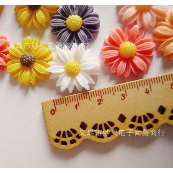 Mẫu cúc họa mi Daisy nhiều màu size 22mm cho các bạn trang trí kẹp tóc, vỏ ốp điện thoại, dán Jibbitz, DIY