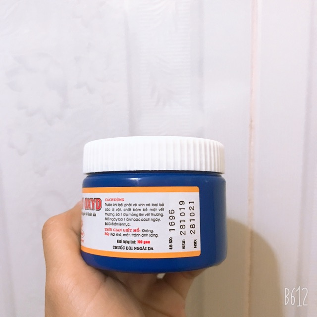 Kem mỡ bôi vết thương, ghẻ ngứa, viêm nhiễm ngoài da cho chó và mèo - Mỡ Kẽm Oxyd Hanvet 100 Gam