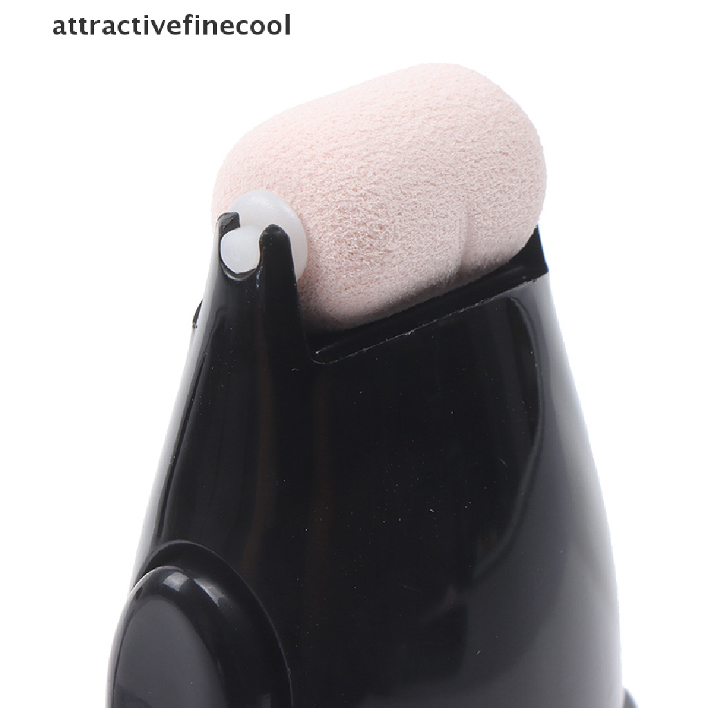 [Hàng mới về] Dụng cụ lăn kem nền che khuyết điểm thân màu đen 30ml