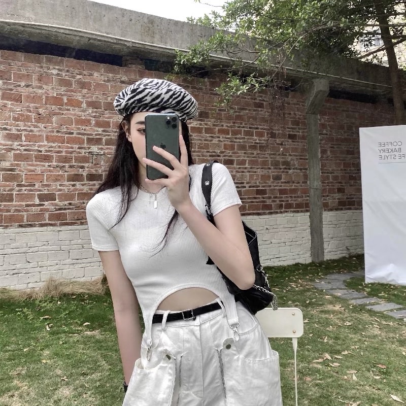 Áo Thun CropTop Phối khoen