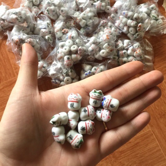 1 Mèo thần tài sứ để làm vòng tay, vòng chân handmade
