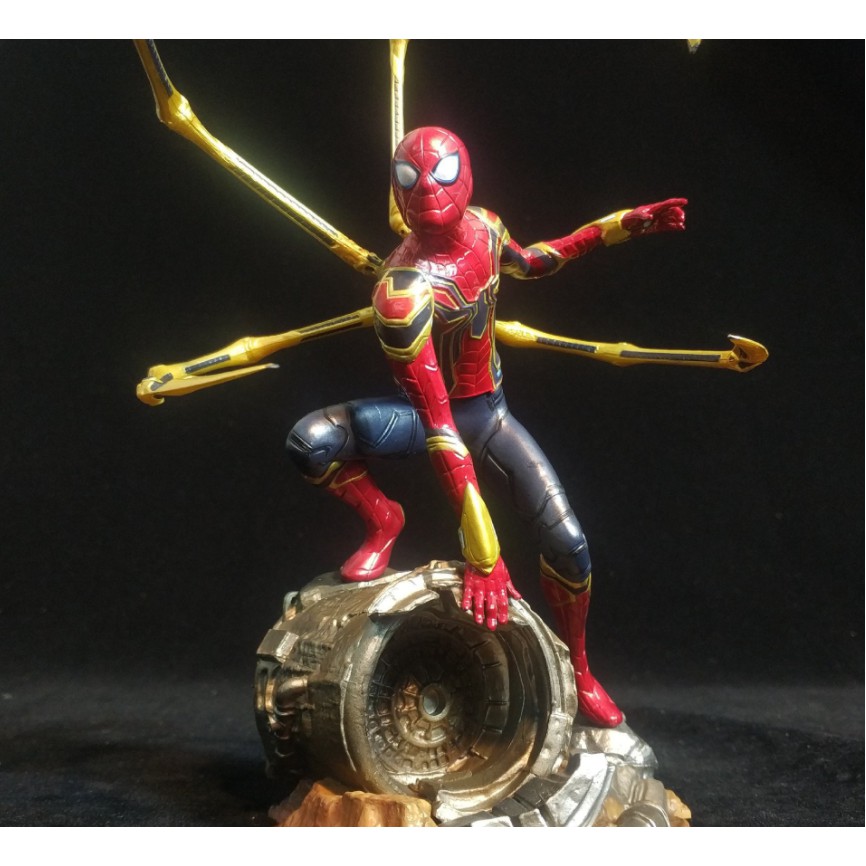 (Hết hàng) Mô hình người nhện Phim Avengers Iron Spider Man