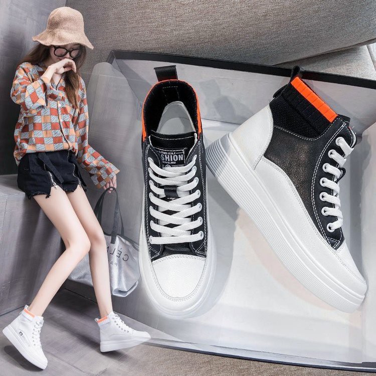 Giày Thể Thao Nữ, Giày Thể Thao Nữ  Độn Đế Thời Trang  Cao 5 Cm, Phối Len Cá Tính Năng Động Trẻ Trung Hai Màu Đen Trắng | BigBuy360 - bigbuy360.vn