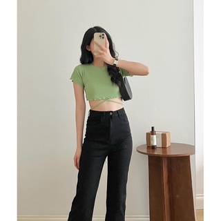 NUTCLOSET - Áo croptop Upstudio dây buộc_A0471