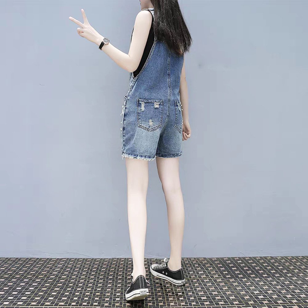 Quần yếm short jean nữ Allen thêu HAT, phối túi hộp, tia kéo