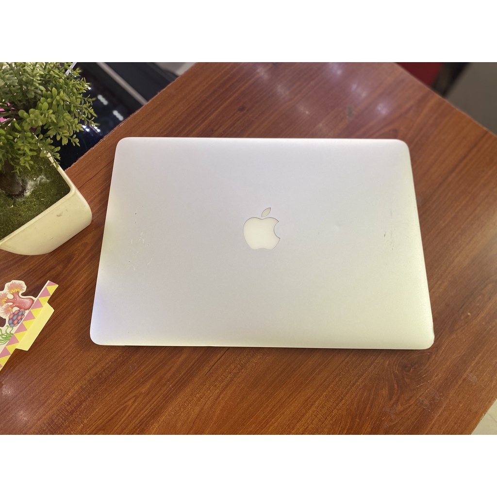 Macbook Air 2013 cũ - Core I7 RAM 8GB SSD 256GB siêu mỏng nhẹ sang trọng