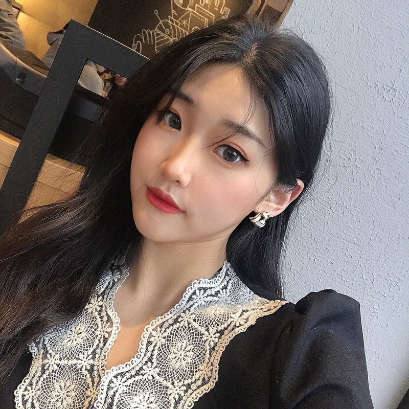 Khuyên Tai Hình Tam Giác Phong Cách Hàn Quốc Thời Trang Cho Nữ