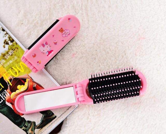 Gương- lược Kitty 2 in 1 xếp gọn dễ dàng bỏ túi xách