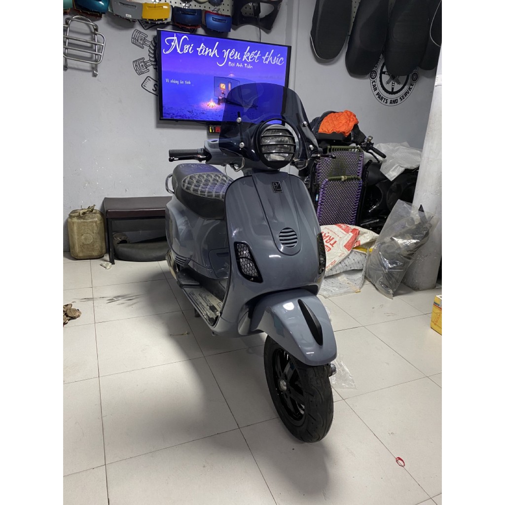 ỐP XI NHAN KIỂU TỔ ONG DÒNG XE LX/VESPA S/Gts