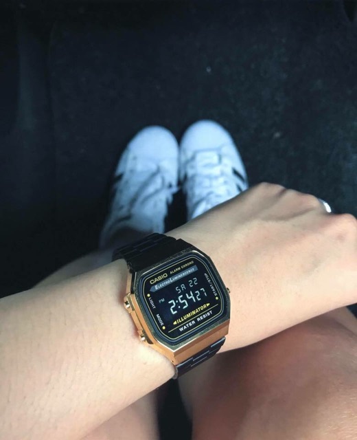 Đồng hồ nam nữ Kim loại Casio A168wegb vàng đen chính hãng | BigBuy360 - bigbuy360.vn