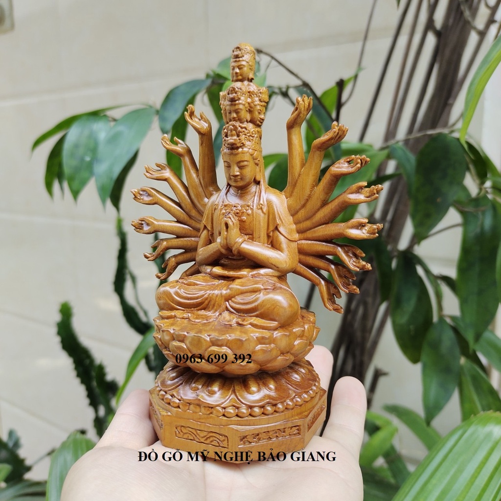 Tượng phật thiên thủ thiên nhãn gỗ bách thơm
