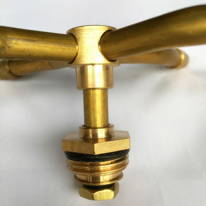 Béc Tưới Cây Phun Sương 3 Cánh Tự Xoay 360 Độ Chất Liệu Đồng Thau Làm Mát Tưới Vườn Cực Tốt