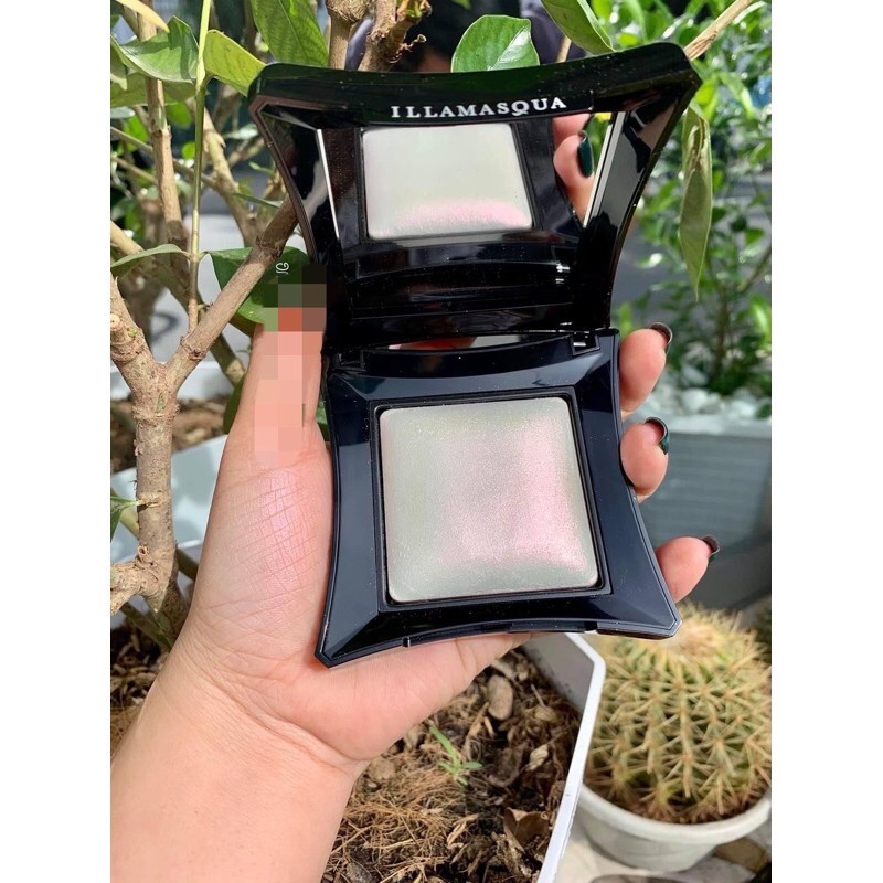 Phấn Bắt sáng Illamasqua Beyond Highlighter Daze