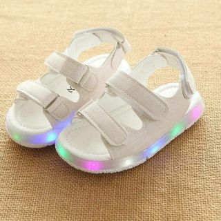 Giày sandal cho bé trai bé gái