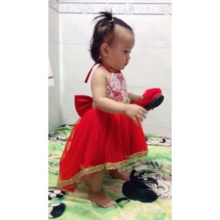 Đầm yếm đỏ đuôi cá cho bé