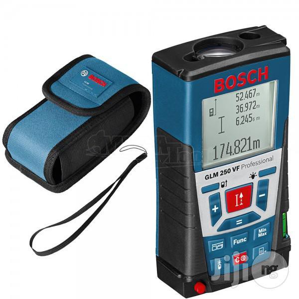 Máy đo khoảng cách laser 250m Bosch GLM 250 VF