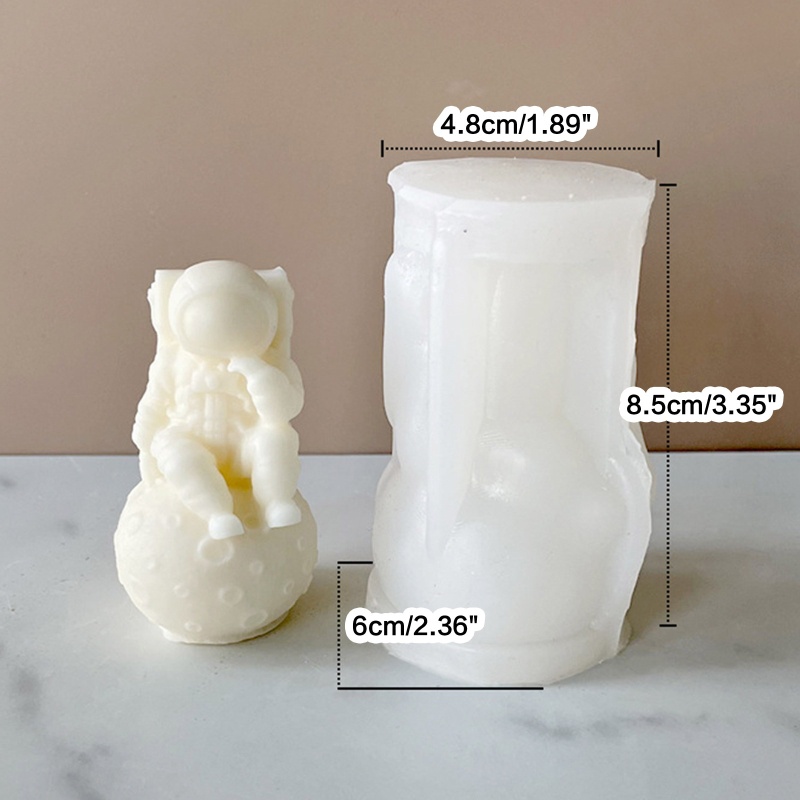 Khuôn Silicone Làm Nến Hình Phi Hành Gia