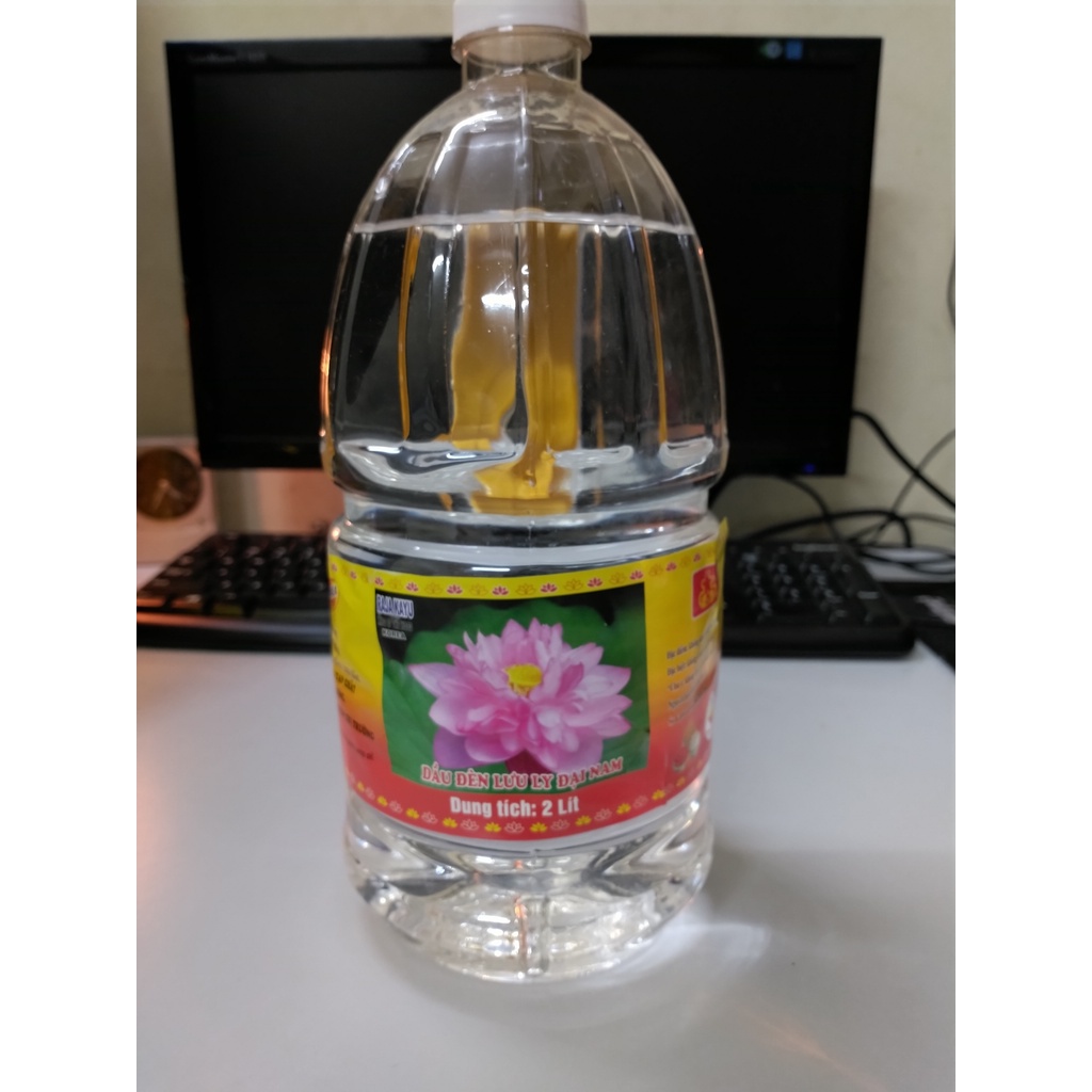 Dầu Thắp Đèn Chai To Lưu Ly Đại Nam Loại 1.25 kg