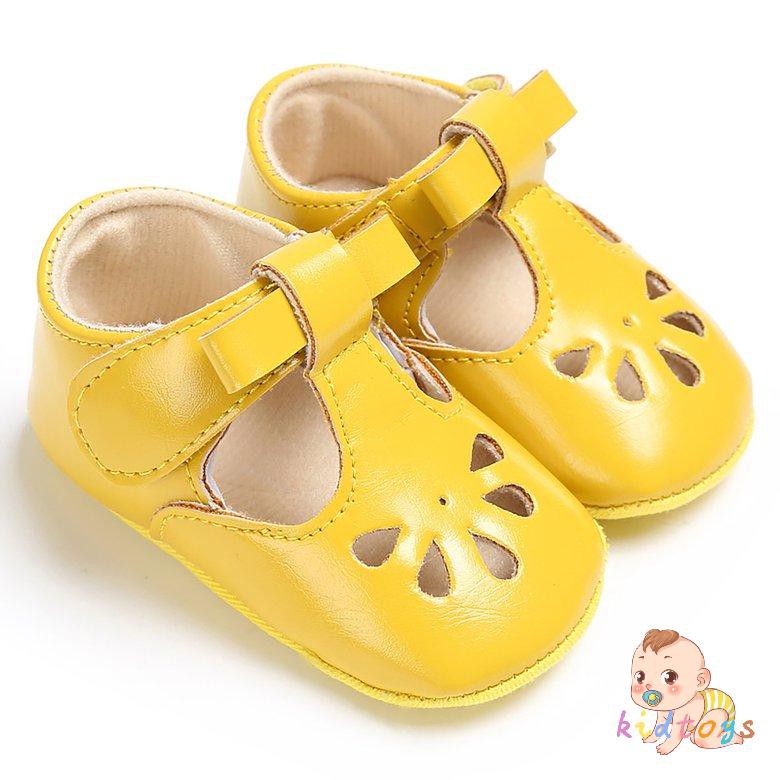 Giày Sneaker Tập Đi Cho Bé