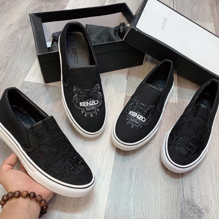 Giày Slipon thời trang thêu