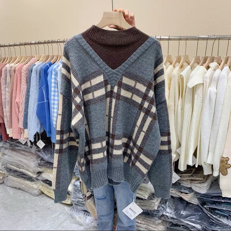 ÁO LEN KẺ PHỐI CỔ