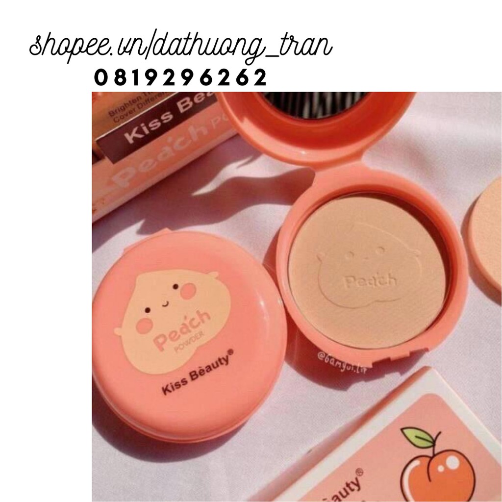 Phấn Nén Trái Đào Kiềm Dầu Bắt Sáng Kiss Beauty