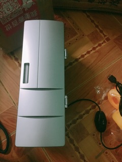 Tủ lạnh mini cổng usb