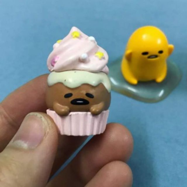 Trứng Lười Gudetama Cupcake