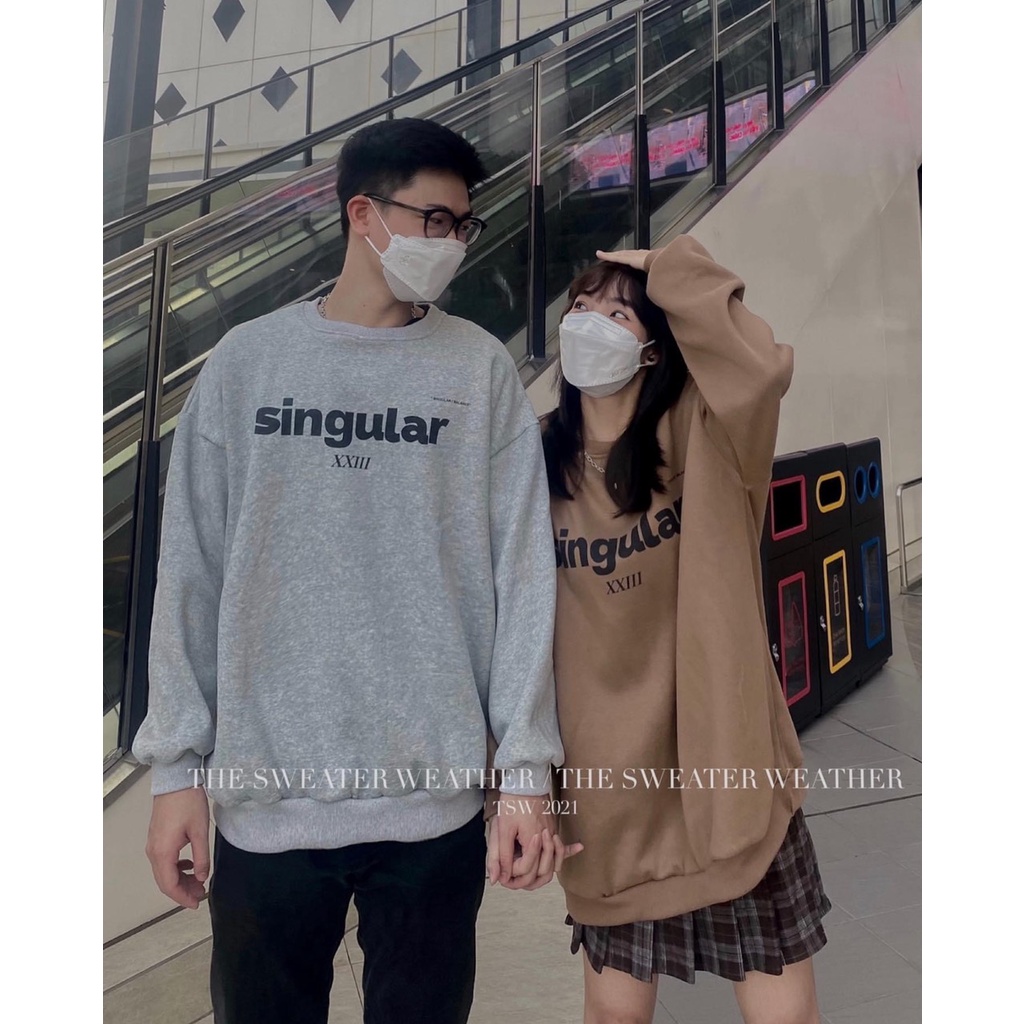 Áo nỉ sweater form rộng họa tiết chữ SINGULAR thời trang unisex/ Áo nỉ nam nữ cổ tròn tay bồng 3 màu mặc đôi mặc nhóm | BigBuy360 - bigbuy360.vn