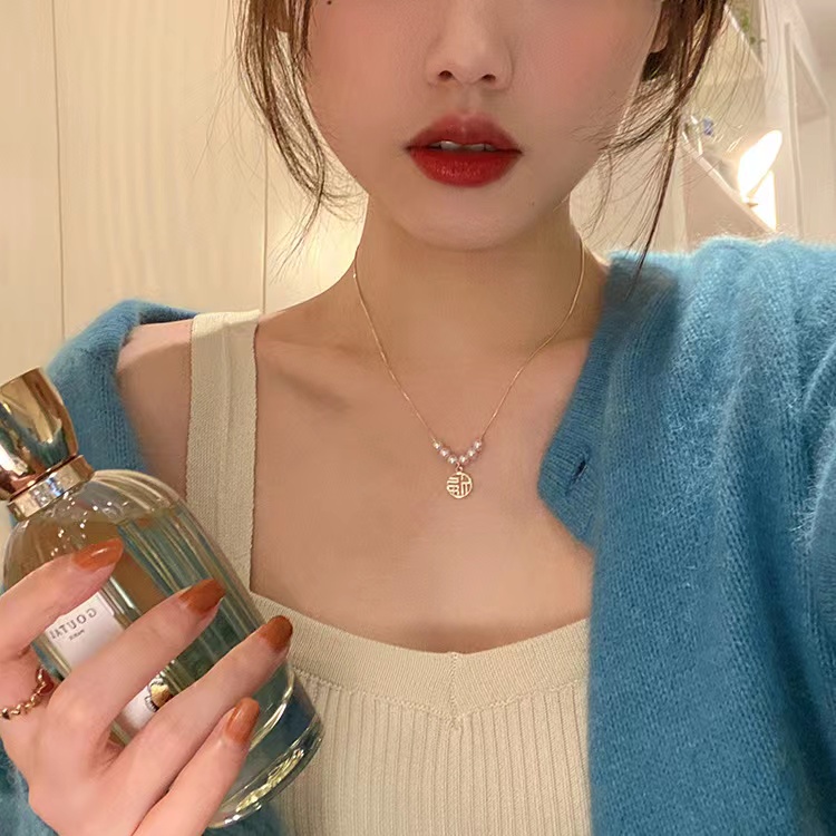 Dây Chuyền Đính Ngọc Trai Sang Trọng Phong Cách Cổ Điển