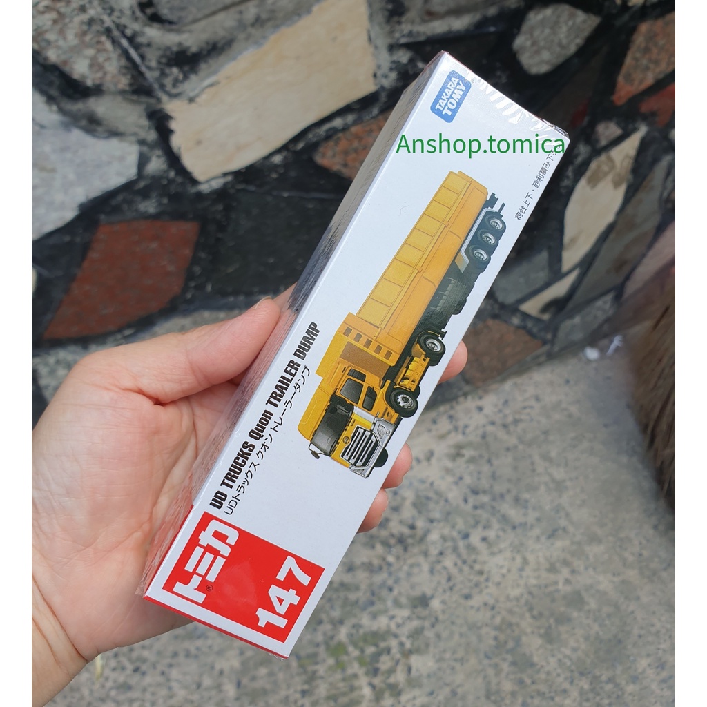 Mô hình xe ben màu vàng tomica Nhật Bản - Long car No147  UD Trucks Quon Trailer Dump