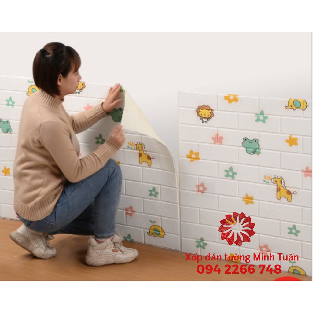 Miếng xốp dán tường hoạt hình thú cho bé