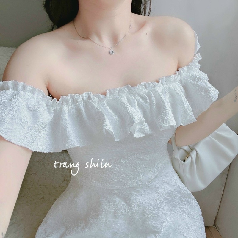 ĐẦM HOA 2S RỚT VAI BÈO