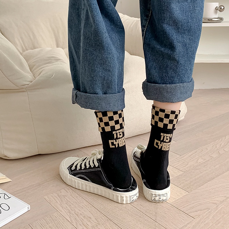 VỚ, TẤT THỂ THAO KẺ CARO V=CYBER