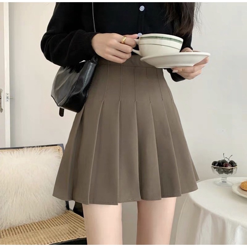 Chân váy xếp ly ngắn (có lót quần)