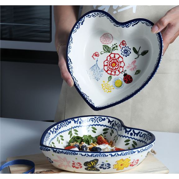 Bát tô sứ hình trái tim hoạ tiết hoa và bướm kiểu Bắc Âu