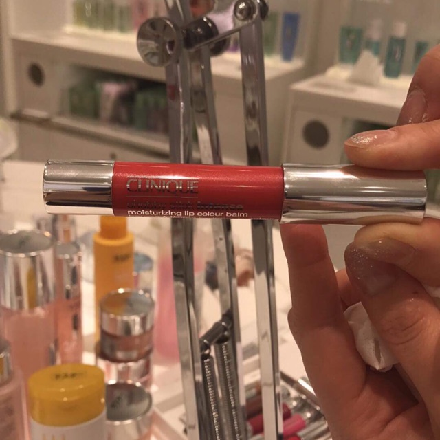 Son Môi Dưỡng Ẩm Clinique Chubby