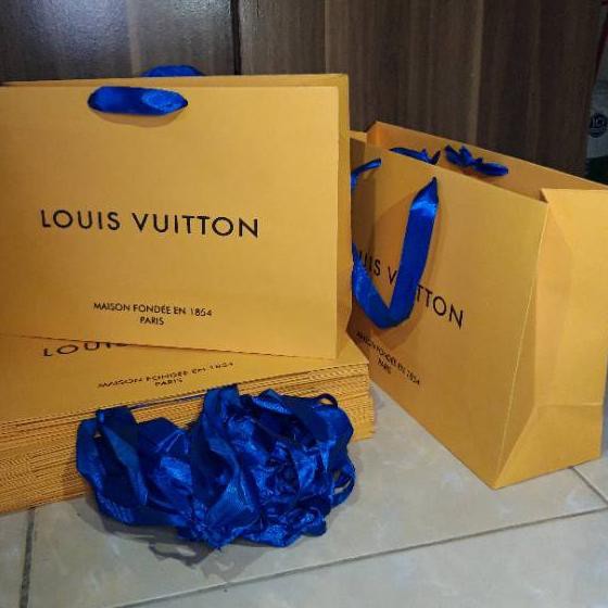 Túi Mua Sắm Giấy Louis Vuitton Màu Vàng Thương Hiệu LV