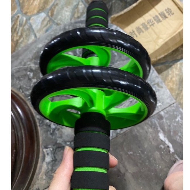 Con lăn 2 bánh xanh lá tập bụng tại nhà tặng tấm lót gối Bodysport