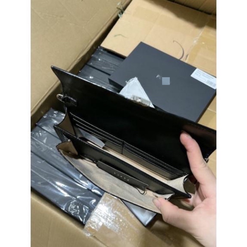 Túi pê rô vân rắn khoá tròn kèm hộp size 20 hàng QC cao cấp