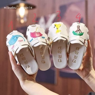 Giày sục da cho bé gái