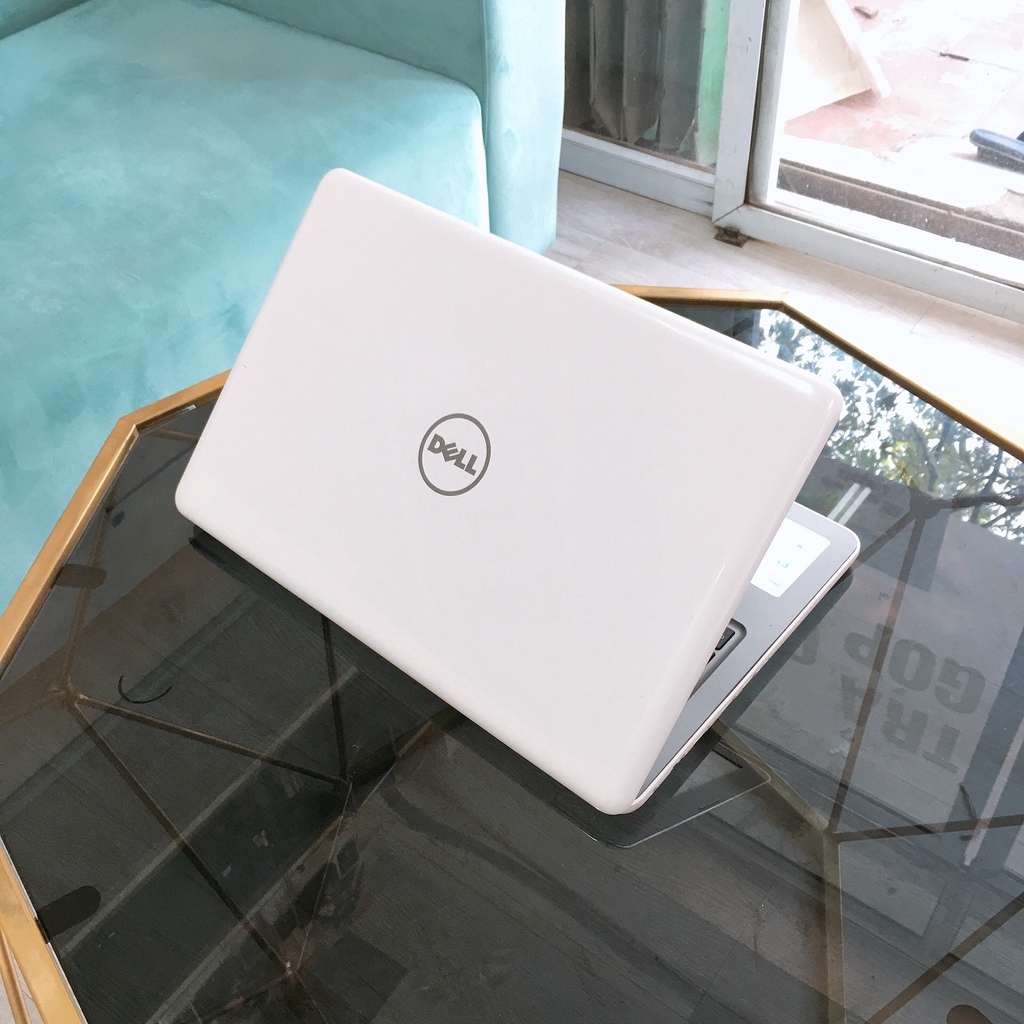 Laptop Dell Inspiron 5567 mầu Trắng
