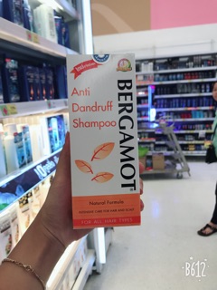 Dầu gội trị gầu bergamot thái lan