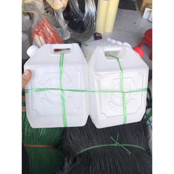Can nhựa trắng vuông tròn 1L,2L